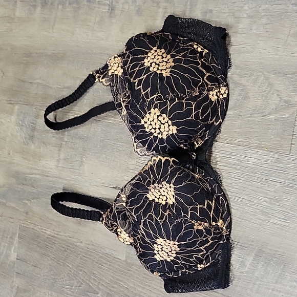 Chantelle Opera Gold Lace Floral Bra Size 36C - Picture 9 of 13